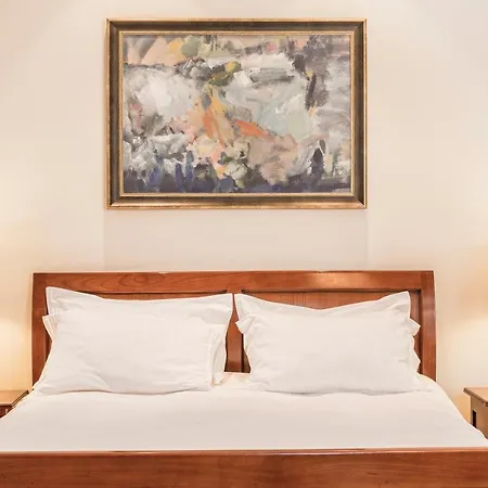 Mini-hôtel Xenon 4*
