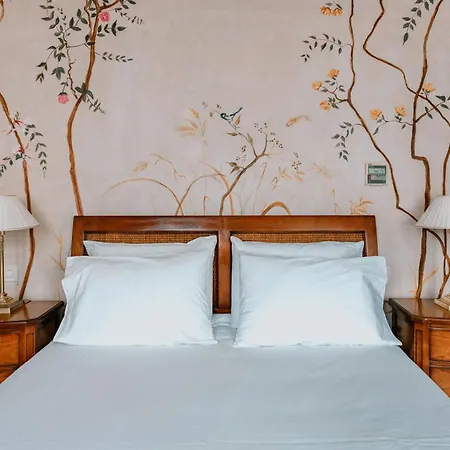 Mini-hôtel Xenon 4*