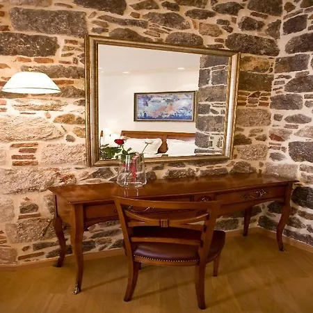 Mini-hôtel Xenon