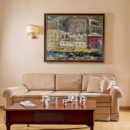 Mini-hôtel Xenon 4*